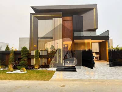 ڈی ایچ اے فیز 6 - بلاک اے فیز 6,ڈیفنس (ڈی ایچ اے),لاہور میں 5 کمروں کا 1 کنال مکان 8.79 کروڑ میں برائے فروخت۔