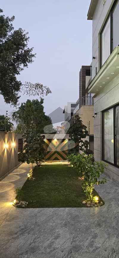 10 Marla Ultra Modren House For Sale In Rafi Block 60feet Road Bahria town Lahore 10 Marla Ultra Modren House For Sale In Rafi Block 60feet Road Bahria town Lahore