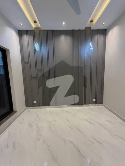 5 MARLA BRAND NEW HOUSE FOR SALE