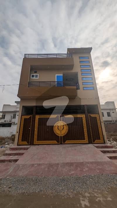 5 Marla South Facing House Available For Sale