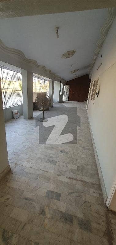 ناظم آباد 4 - بلاک ڈی ناظم آباد 4,ناظم آباد,کراچی میں 3 کمروں کا 16 مرلہ بالائی پورشن 80.0 ہزار میں کرایہ پر دستیاب ہے۔