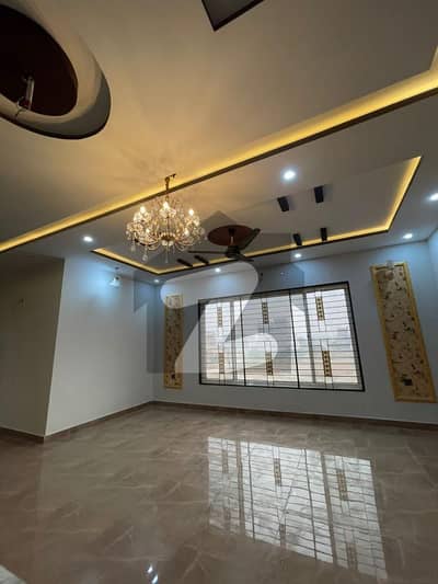 10 Marla Brand New House For Rent