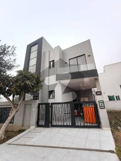 ڈی ایچ اے 9 ٹاؤن ڈیفنس (ڈی ایچ اے),لاہور میں 3 کمروں کا 5 مرلہ مکان 1.0 لاکھ میں کرایہ پر دستیاب ہے۔ ڈی ایچ اے 9 ٹاؤن ڈیفنس (ڈی ایچ اے),لاہور میں 3 کمروں کا 5 مرلہ مکان 1.0 لاکھ میں کرایہ پر دستیاب ہے۔