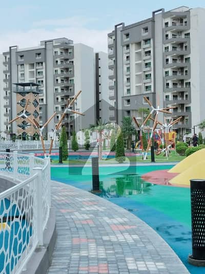 10 MARLA 3 BEDROOM FLAT AVAILBLE FOR SALE IN ASKARI 11 LAHORE