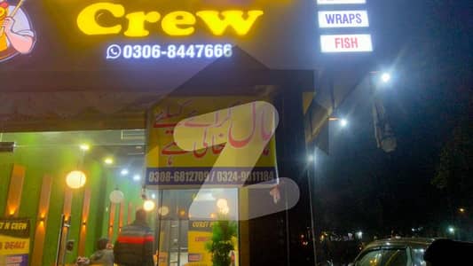 کالج روڈ لاہور میں 1 کمرے کا 5 مرلہ دکان 1.8 لاکھ میں کرایہ پر دستیاب ہے۔