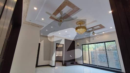 ڈی ایچ اے فیز 6 ڈیفنس (ڈی ایچ اے),لاہور میں 3 کمروں کا 1 کنال بالائی پورشن 1.1 لاکھ میں کرایہ پر دستیاب ہے۔