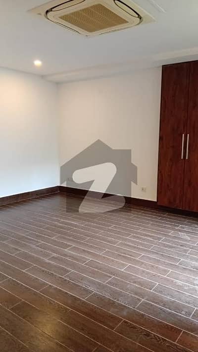 Fully Ventilated 3 Bedroom Family Apartment | Gulberg Prime location