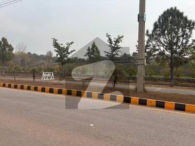 20 Kanal Prime Farmhouse Plot for Sale Sector A, PN Naval Farms, Islamabad