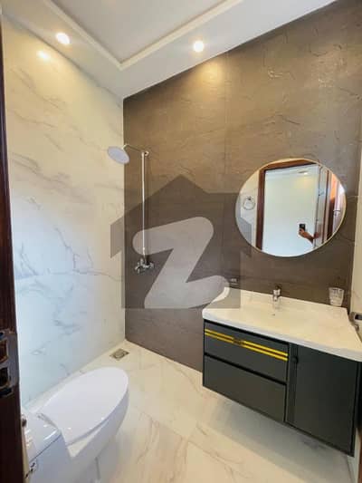 الکبیر ٹاؤن رائیونڈ روڈ,لاہور میں 3 کمروں کا 3 مرلہ مکان 1.28 کروڑ میں برائے فروخت۔