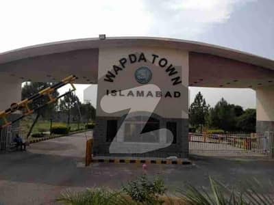 10 Marla Plot For Sale