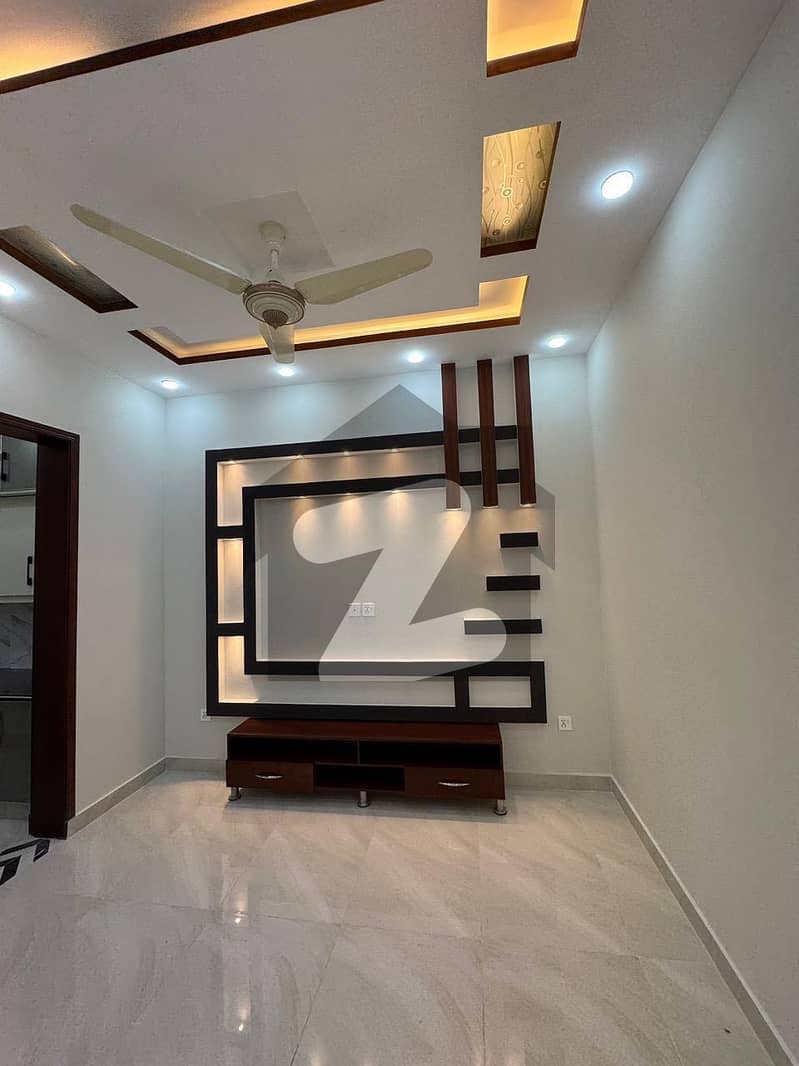 ڈریم گارڈنز فیز 1 ڈریم گارڈنز,ڈیفینس روڈ,لاہور میں 4 کمروں کا 4 مرلہ مکان 2.05 کروڑ میں برائے فروخت۔ ڈریم گارڈنز فیز 1 ڈریم گارڈنز,ڈیفینس روڈ,لاہور میں 4 کمروں کا 4 مرلہ مکان 2.05 کروڑ میں برائے فروخت۔