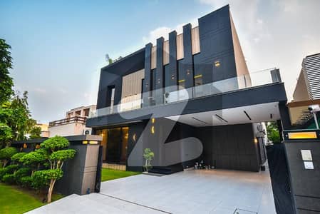 ڈی ایچ اے فیز 7 ڈیفنس (ڈی ایچ اے),لاہور میں 4 کمروں کا 10 مرلہ مکان 4.2 کروڑ میں برائے فروخت۔