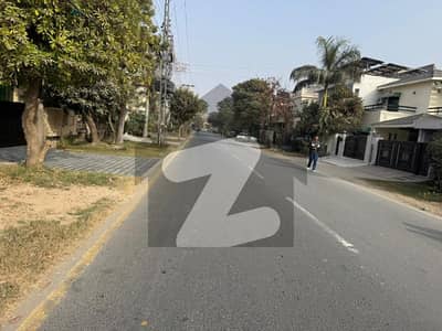 DHA Phase 3 Hot Location 10 Marla Possession No DP Pool