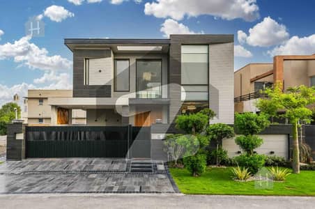 1 Kanal Slightly Used Modern Design Most Beautiful Fully Furnished House For Sale At Prime Location Of Dha Lahore Near To Park Masjid & Commercial Market