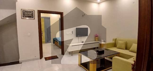 ڈی ایچ اے 9 ٹاؤن ۔ بلاک بی ڈی ایچ اے 9 ٹاؤن,ڈیفنس (ڈی ایچ اے),لاہور میں 2 کمروں کا 5 مرلہ بالائی پورشن 90.0 ہزار میں کرایہ پر دستیاب ہے۔