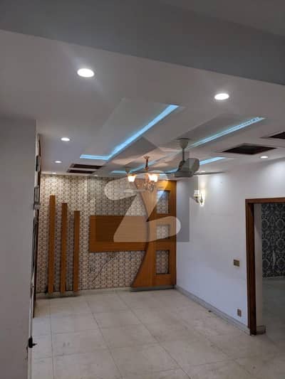 یونین گرین کالج روڈ,لاہور میں 3 کمروں کا 3 مرلہ مکان 70.0 ہزار میں کرایہ پر دستیاب ہے۔