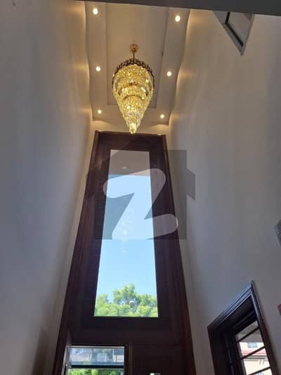 10 Marla Corner House for Sale 10 Marla Corner House for Sale