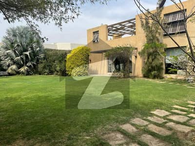 2000 Square Yard House Available For Rent In Phase 6