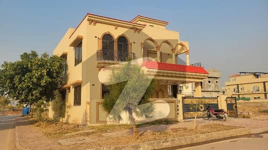 10 Marla Corner 2 Portion For Rent Available