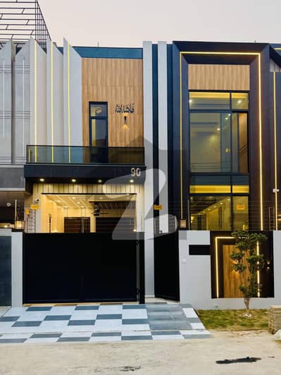 5 Marla Next To Corner House Solid Construction