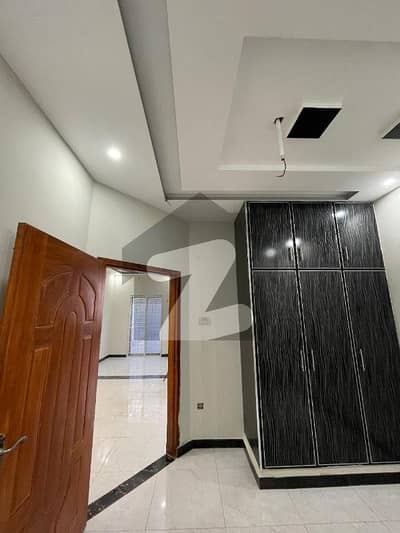 الرحمان گارڈن فیز 2 الرحمان گارڈن,لاہور میں 3 کمروں کا 3 مرلہ مکان 48.0 ہزار میں کرایہ پر دستیاب ہے۔