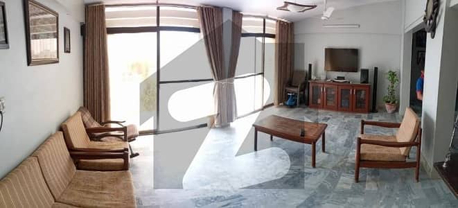 گلستانِِ جوہر ۔ بلاک 15 گلستانِ جوہر,کراچی میں 3 کمروں کا 11 مرلہ فلیٹ 1.85 کروڑ میں برائے فروخت۔