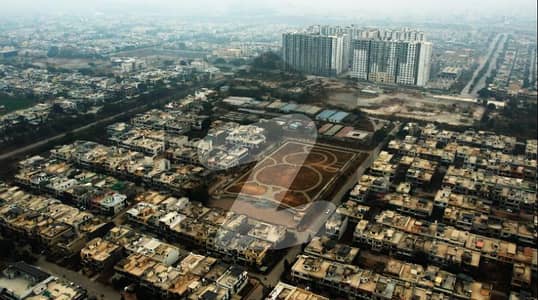 Plot for Sale in G-13/1, Islamabad | 10 Marla | PKR 5.90 Crore | Park & Sun Facing | Easy Access from Kashmir Highway