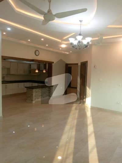 Beautiful Corner House Available For Rent