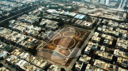 Plot for Sale in G-13/2, Islamabad | 10 Marla | PKR 5.70 Crore | Sun-Facing & Park-Facing | Easy Access from Srinagar Highway