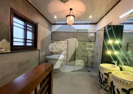 ڈی ایچ اے فیز 6 ڈی ایچ اے ڈیفینس,کراچی میں 7 کمروں کا 2 کنال مکان 28.0 کروڑ میں برائے فروخت۔