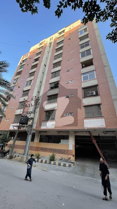 کلفٹن ۔ بلاک 4 کلفٹن,کراچی میں 3 کمروں کا 7 مرلہ فلیٹ 3.15 کروڑ میں برائے فروخت۔