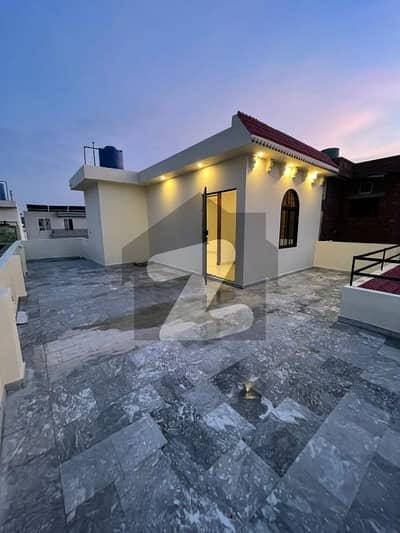 Prime Location House In Park View City For sale