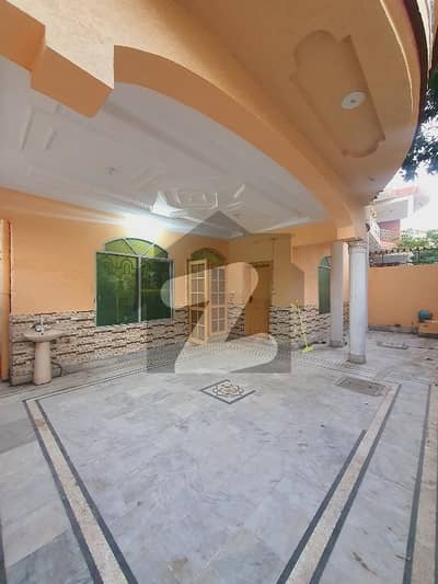 Corner Double Storey House For Rent