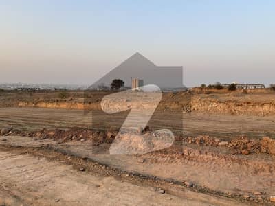 گلبرگ گرینز ۔ بلاک بی گلبرگ گرینز,گلبرگ,اسلام آباد میں 4 کنال رہائشی پلاٹ 7.5 کروڑ میں برائے فروخت۔