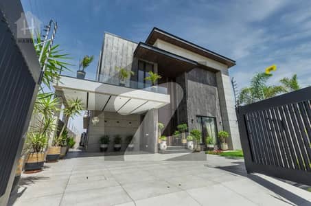 ڈی ایچ اے فیز 7 ڈیفنس (ڈی ایچ اے),لاہور میں 5 کمروں کا 1 کنال مکان 7.15 کروڑ میں برائے فروخت۔