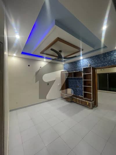 BAHRIA ORCHARD LAHORE 8MARLA USED HOUSE AVAILABLE FOR SALE CORNER HOUSE   NEAR PARK MASJID SCHOOL MARKET