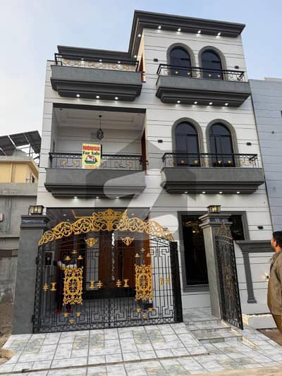 5 MARLA BRAND NEW HOUSE AVAILABLE FOR SALE AT THE PRIME LOCATION PARKVIEW CITY LAHORE