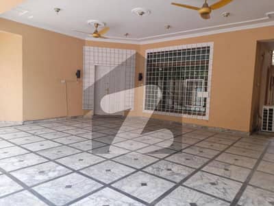 Good Livable House (50*90) For Sale | Prime Location
