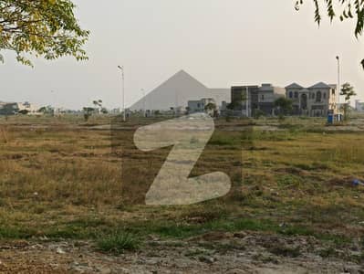 5 Marla Top Location Plot in DHA 9 TOWN FOR SALE