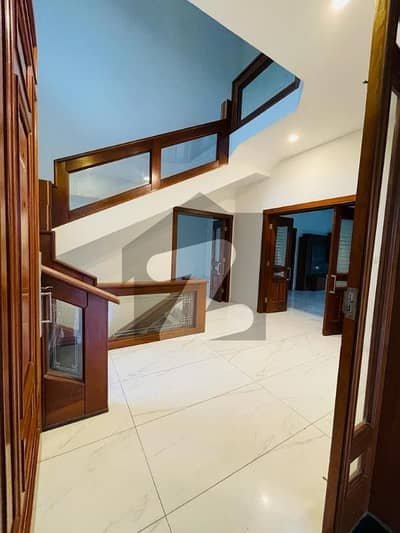 Brand New 666 Sq Yards Triple-Storey 7-Bedrooms Luxury House For Rent In F-7