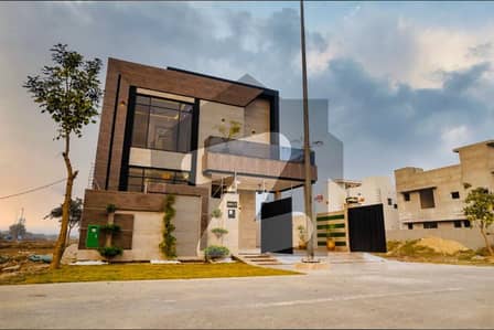10 Marla Modern House For Sale in Dha Phase 7