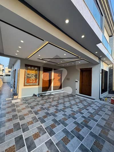 Top City 1 D Block 10Marla Full House For Rent