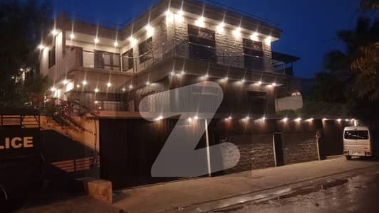Luxury 600 Yard Bungalow for Sale Clifton Block 7 (Karachi)