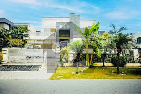 1 KANAL MODERN HOUSE FOR RENT IN DHA PHASE 3