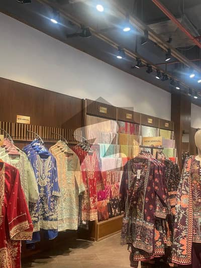 الغوریر گیگا ڈی ایچ اے ڈیفینس فیز 2,ڈی ایچ اے ڈیفینس,اسلام آباد میں 1 مرلہ دکان 1.0 کروڑ میں برائے فروخت۔