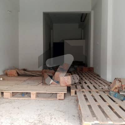 A Shop Of 450 Square Feet In Saba Commercial Area