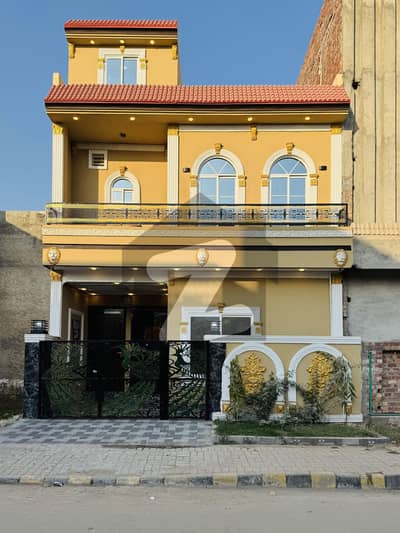 3.5 Marla Beautiful House for Sale