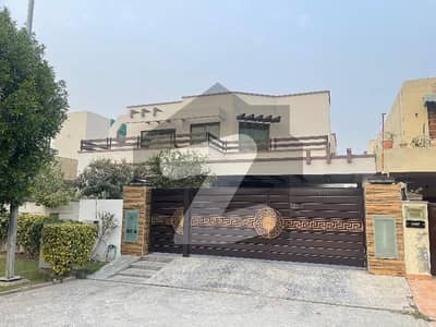 1 Kanal Fully Furnished House For Sale DHA Phase 5 (Highrise Estate 100% Original)