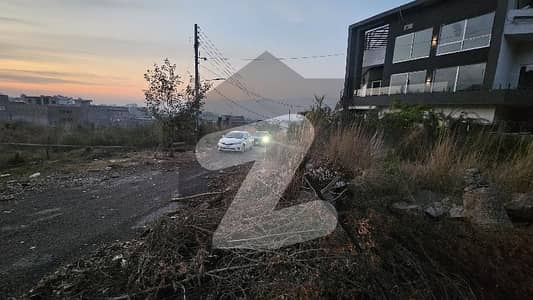 27 Marla Plot Touch With Botanical Garden. Very Reasonable Price For Sale Available.