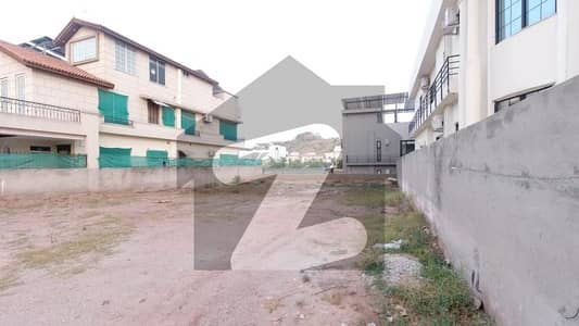 Ideal Location 1kanal Back Open Boulevard Plot Available For Sale In Bahria Enclave Islamabad Sector C Road 1